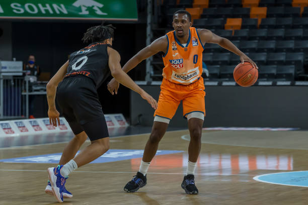 当詹姆斯公 当詹姆斯公